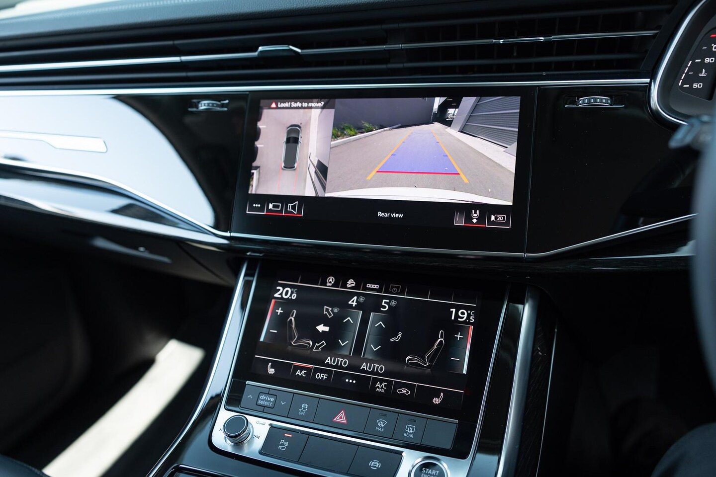 Image about Audi Q7 45 TFSI quattro tiptronic