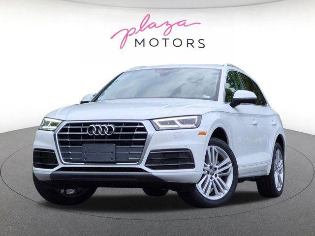 2018 Audi Q5 2.0T quattro S tronic Premium Plus's photo