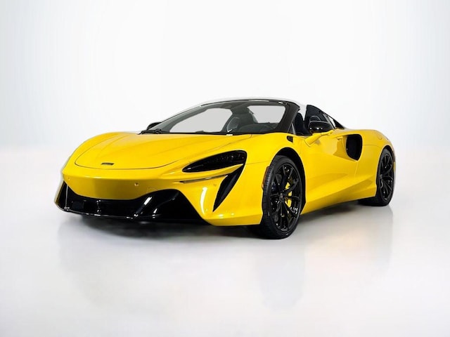 2025 McLaren Artura