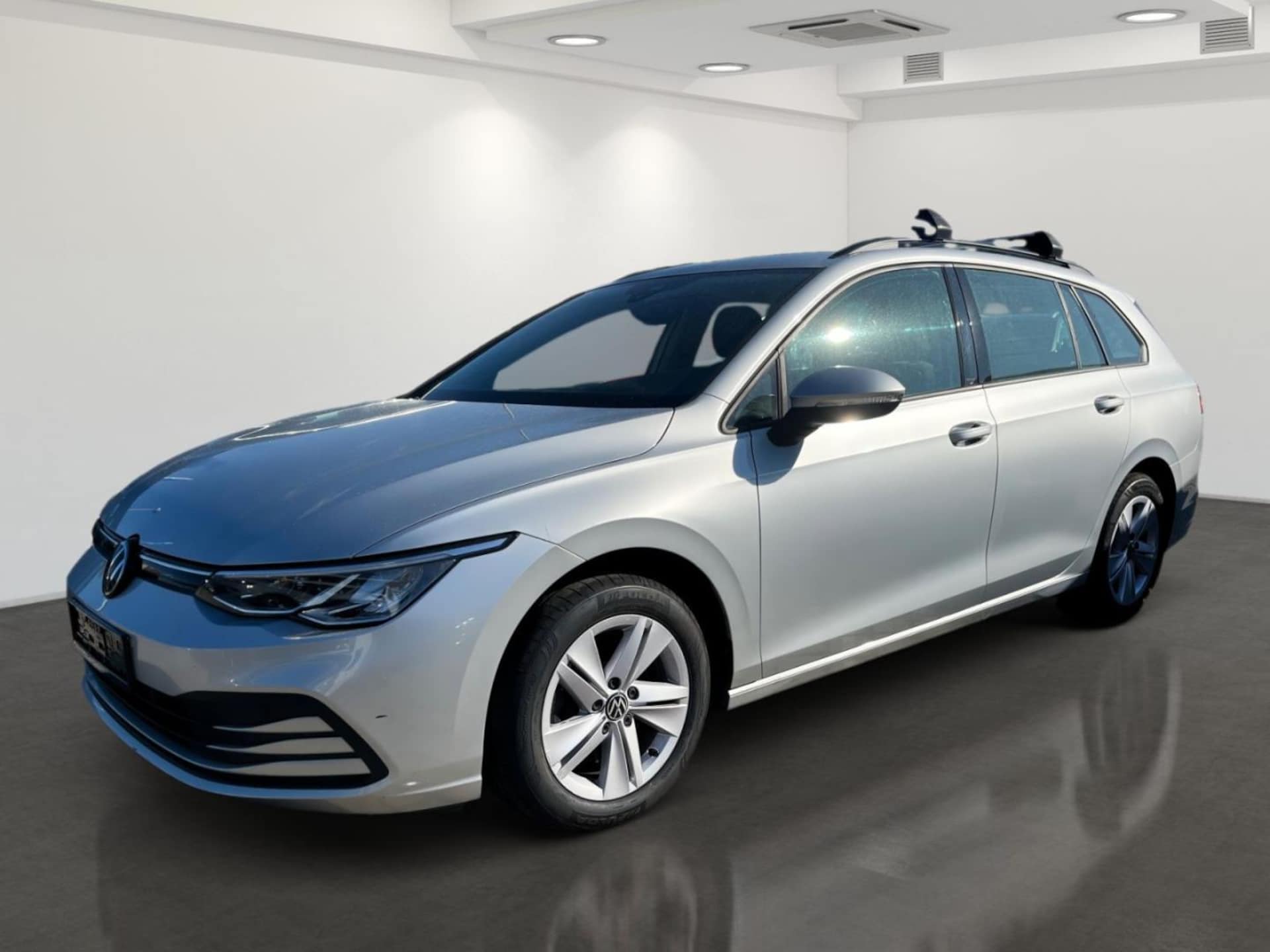 Volkswagen Golf Variant Life