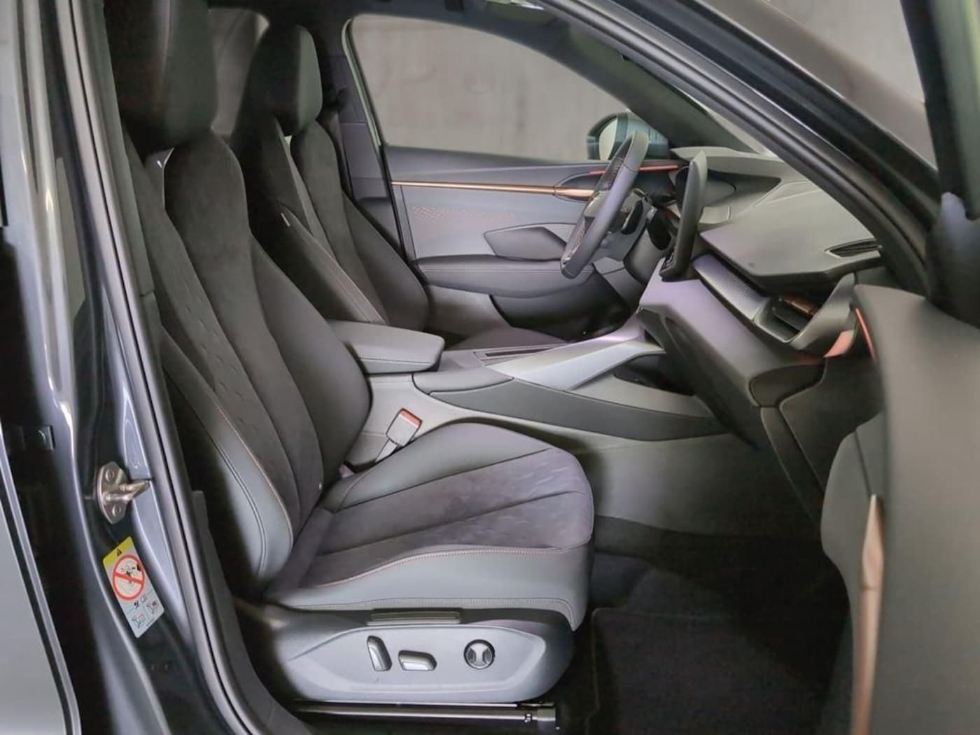 CUPRA Terramar 1.5 TSI e-Hybrid DSG 150 kW (204 CV) — photo 5
