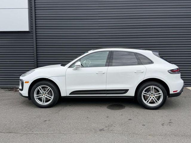 2022 Porsche Macan
