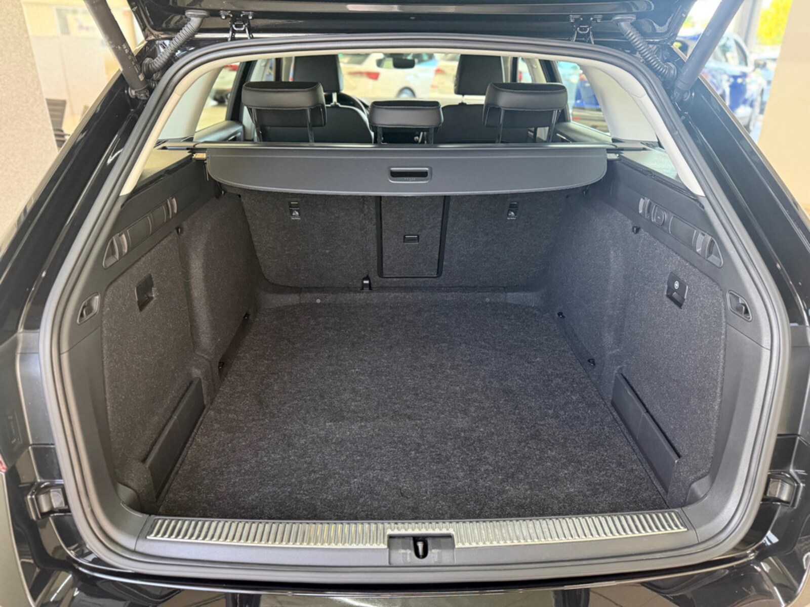 Škoda Superb Combi – Bild 10