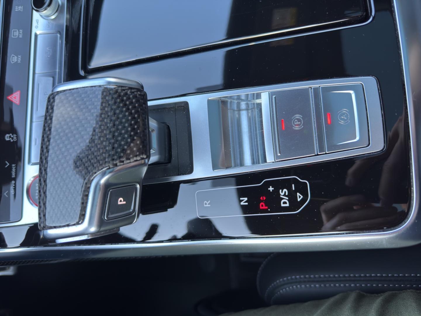 Image about Audi SQ7 competition plus TFSI quattro tiptronic