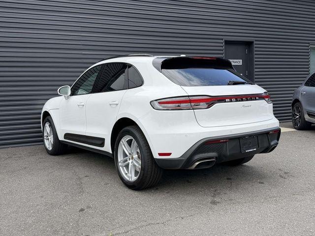 2022 Porsche Macan