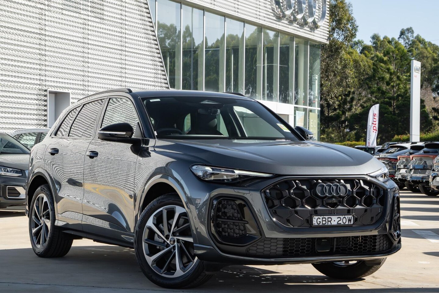 Image about Audi Q5 SUV TDI quattro 150 kW sport