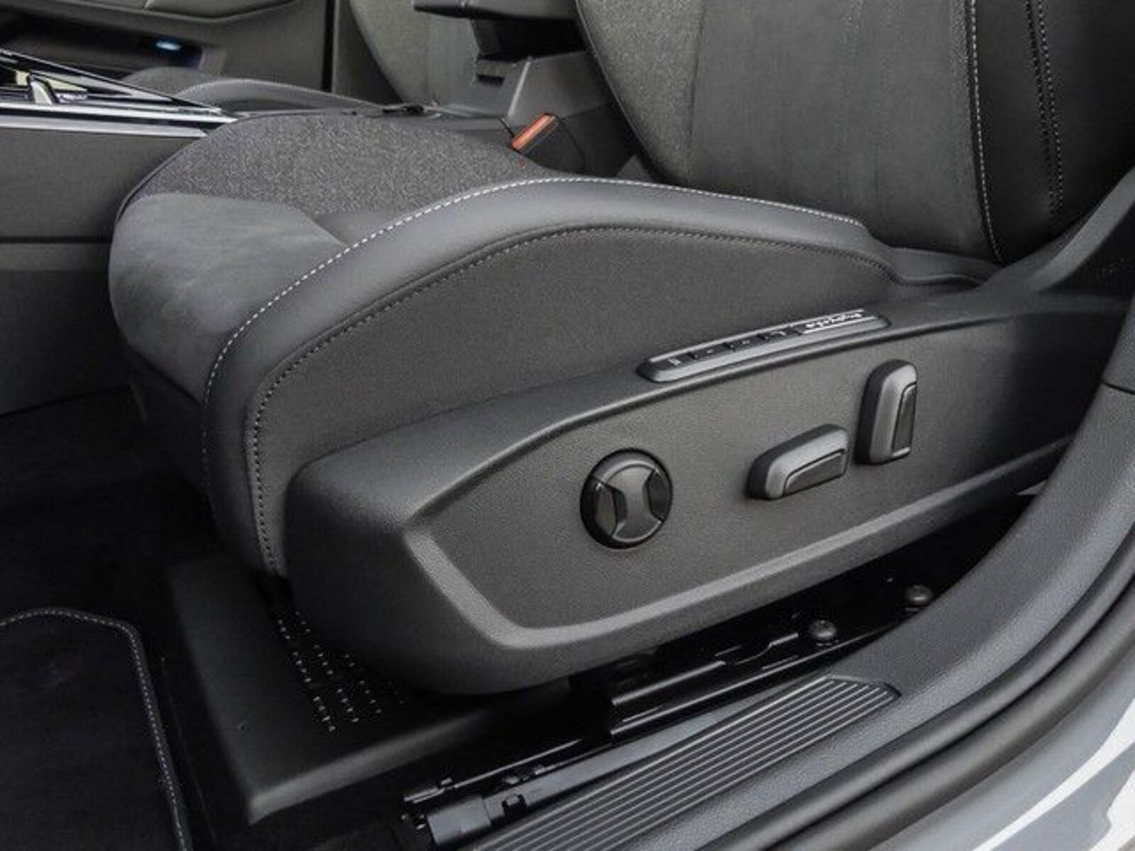 Volkswagen Golf – Bild 21