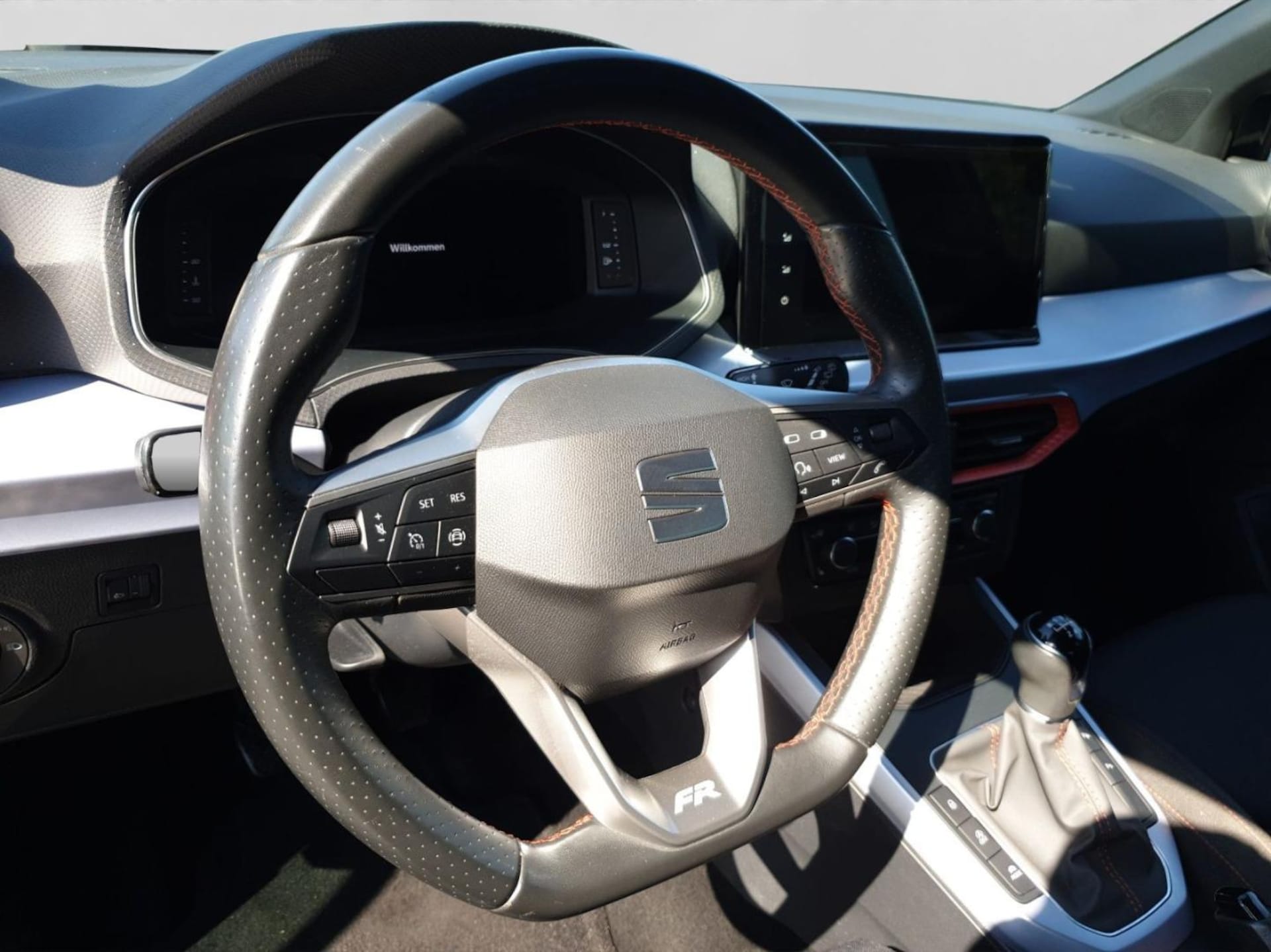SEAT Arona FR