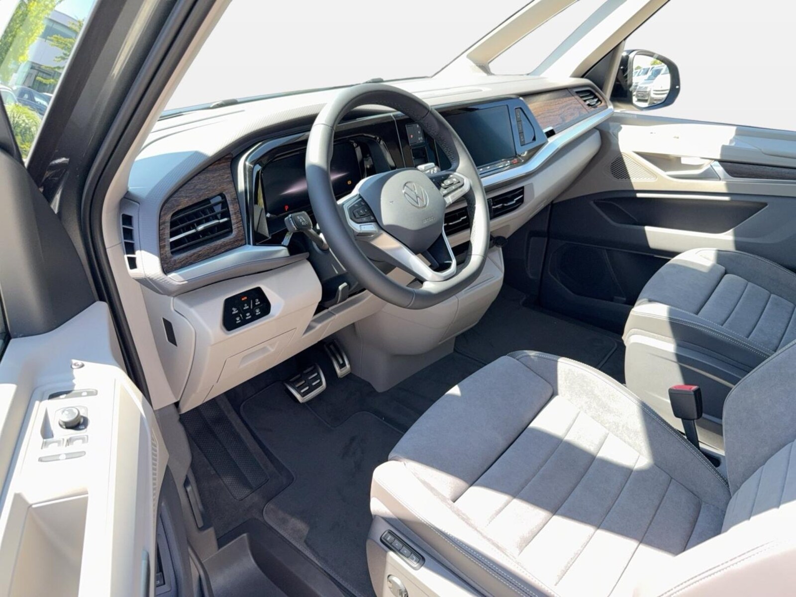 Volkswagen Multivan – Bild 10