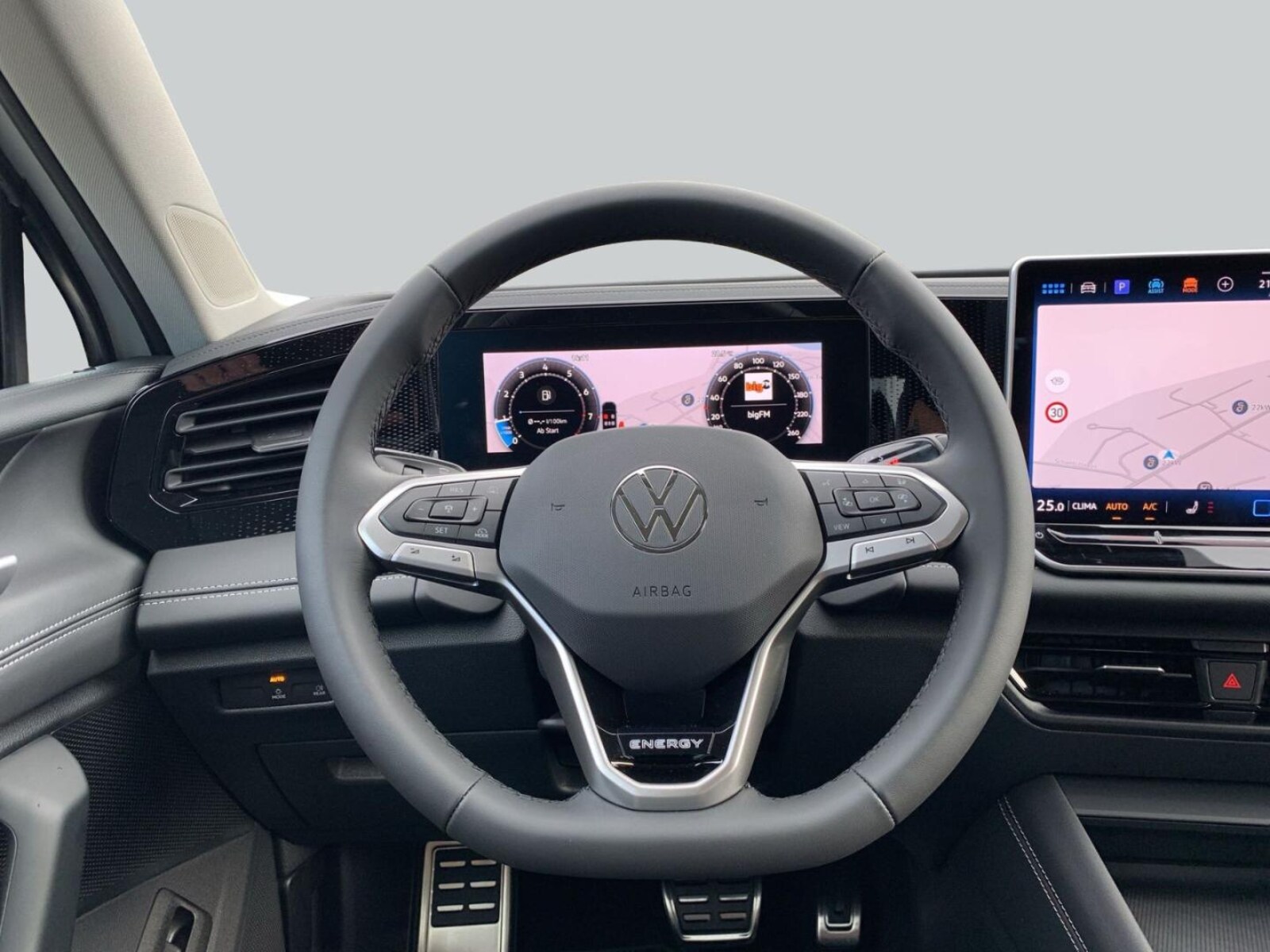 Volkswagen Tiguan – Bild 16