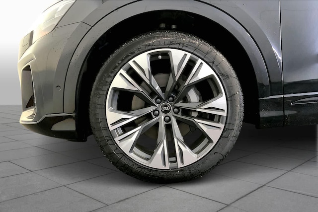 2026 Audi Q8 Premium Plus - Photo 12