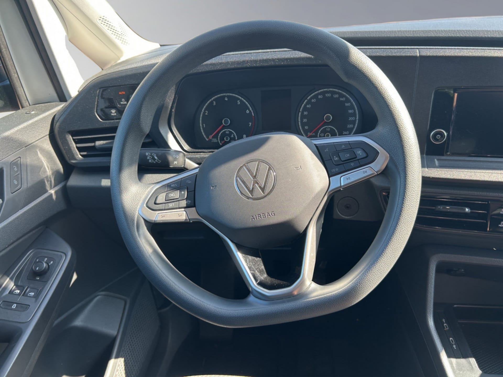 Volkswagen Caddy Kombi Basis-Modell