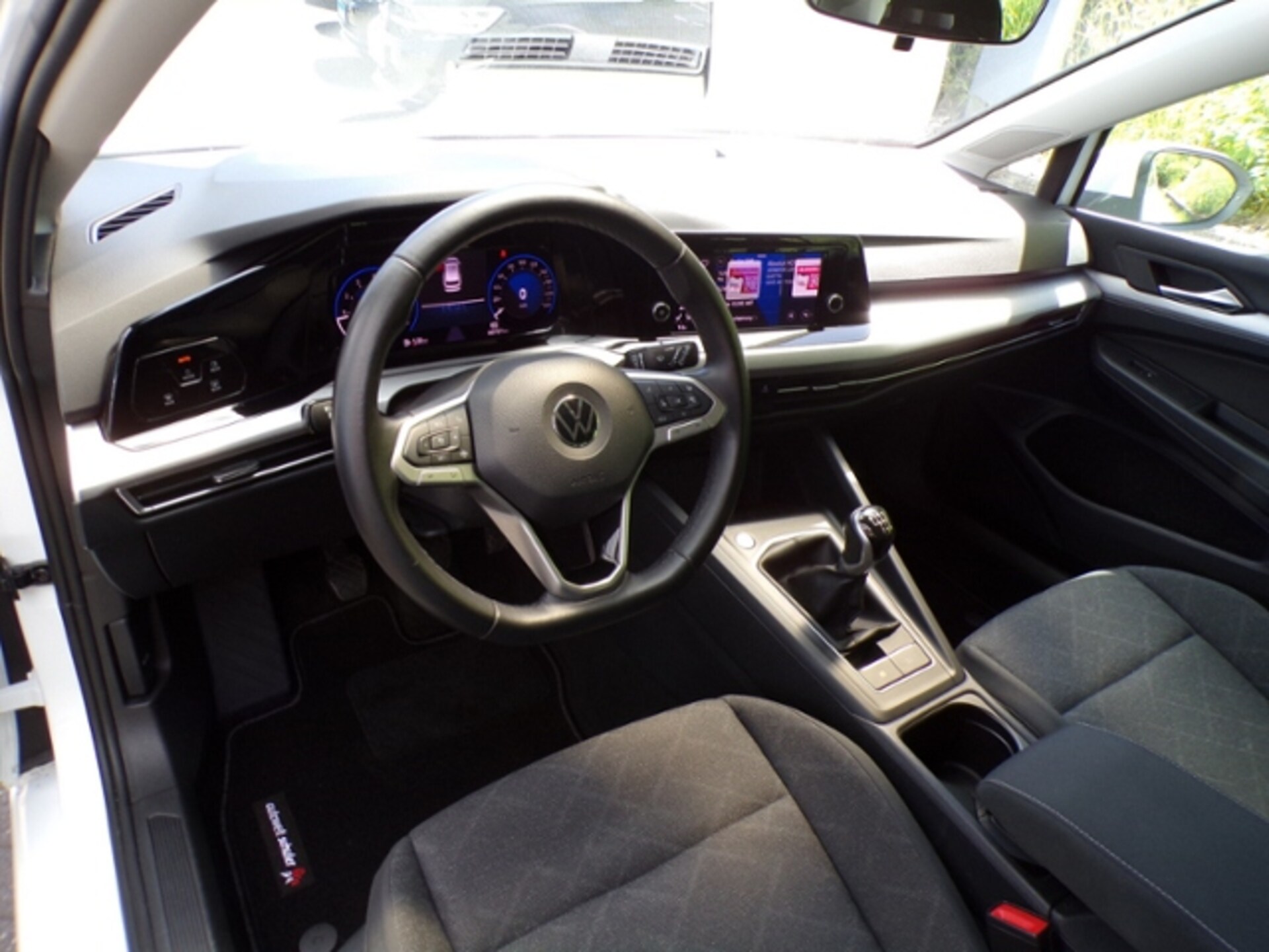 Volkswagen Golf Variant Life