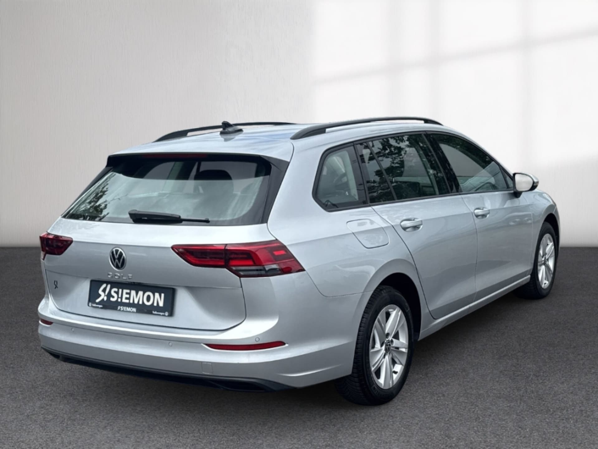 Volkswagen Golf Variant Life