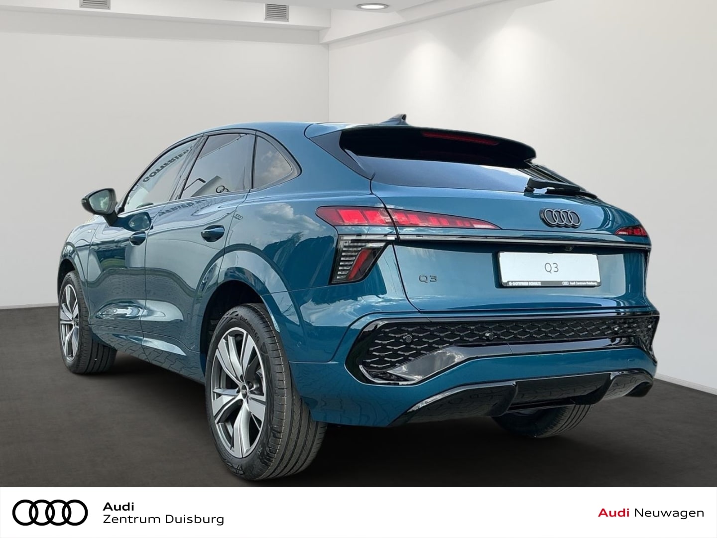 Bild über Audi Q3 Sportback TFSI 110 kW S tronic - für weitere Informationen kontaktieren Sie den Audi Partner