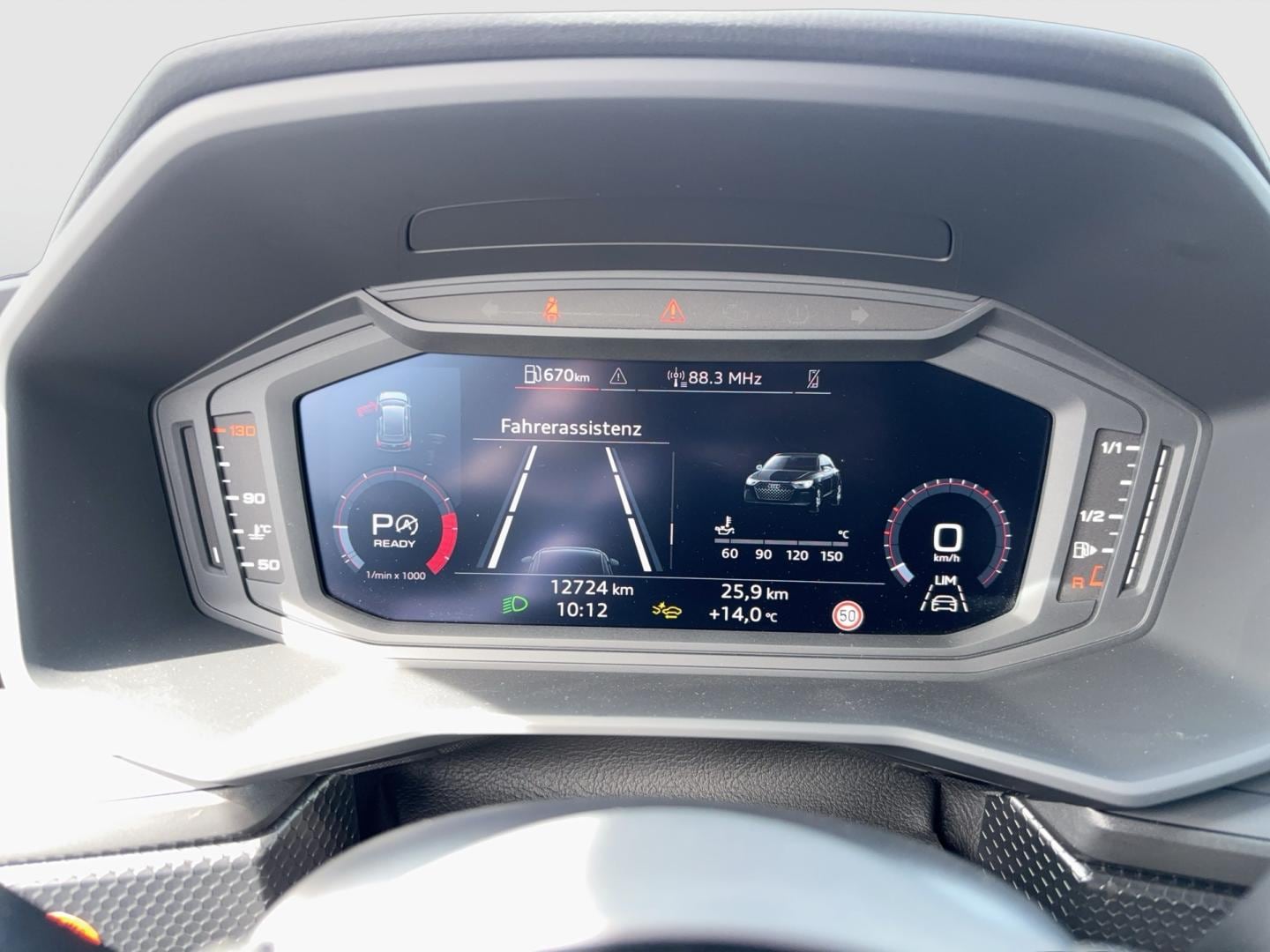 Bild über Audi A1 Sportback 25 TFSI S tronic - für weitere Informationen kontaktieren Sie den Audi Partner