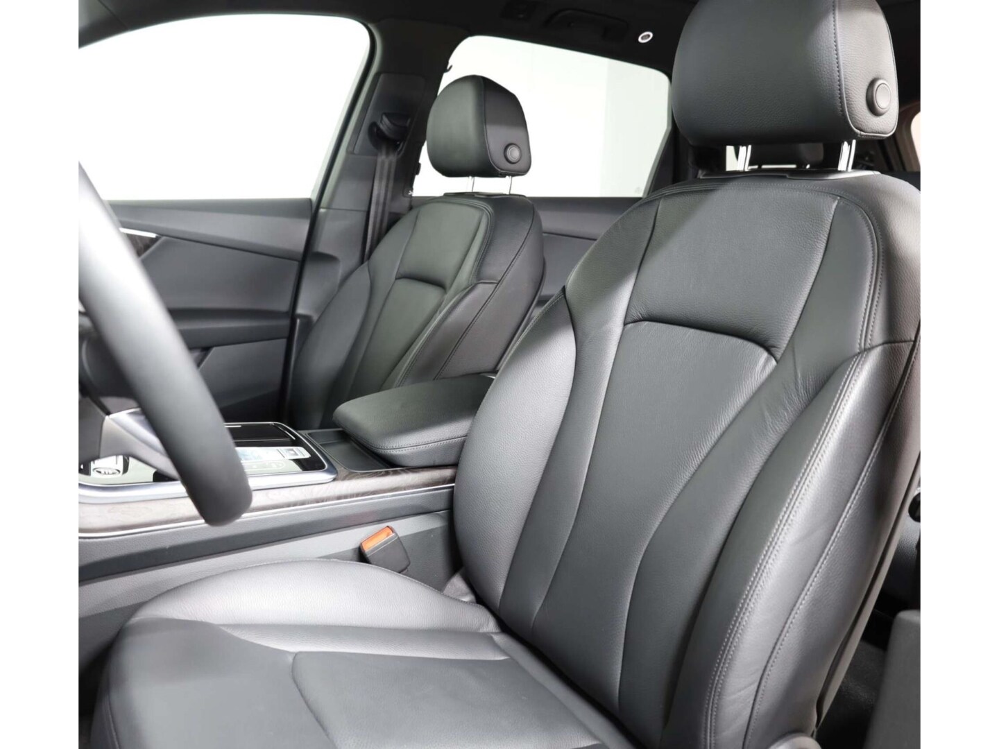 Image about Audi Q7 45 TDI quattro tiptronic
