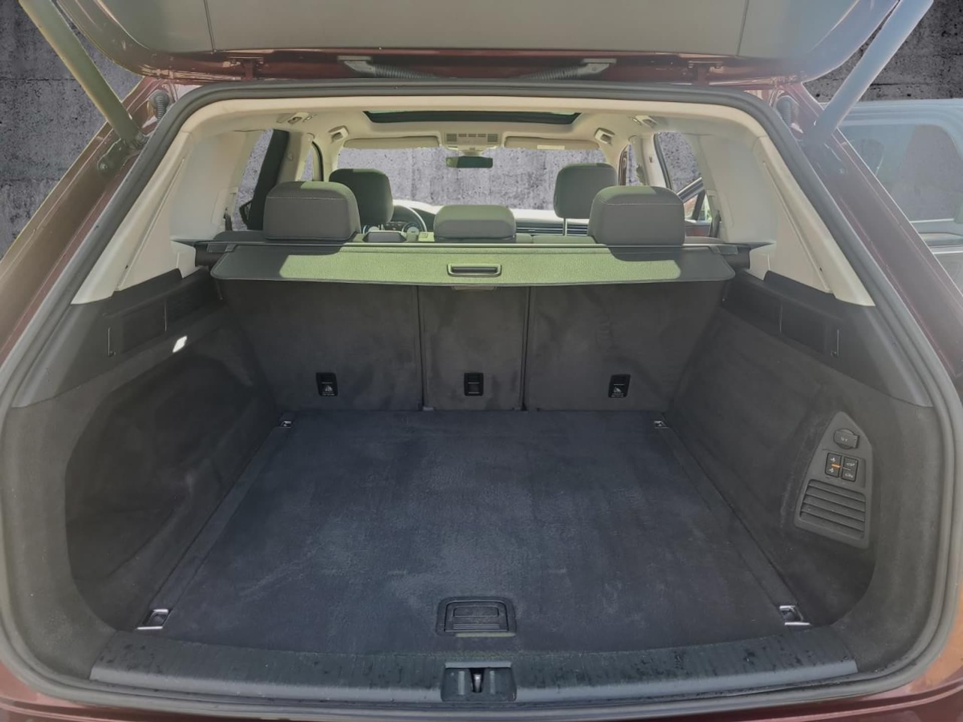 Volkswagen Touareg Basis-Modell