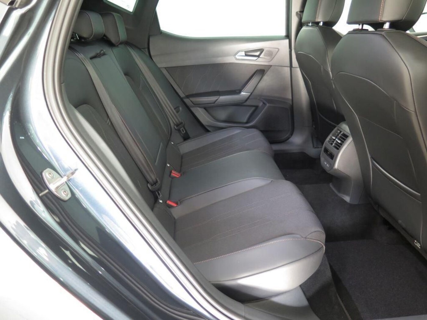 CUPRA Leon León 1.5 TSI e-Hybrid DSG 150 kW (204 CV) — photo 6