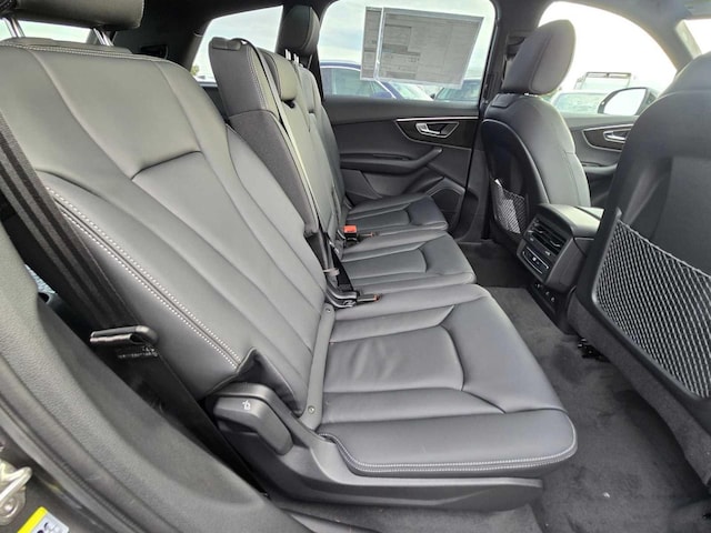 2026 Audi Q7 Premium - Photo 14
