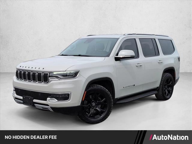Photo of 2022 Jeep Wagoneer