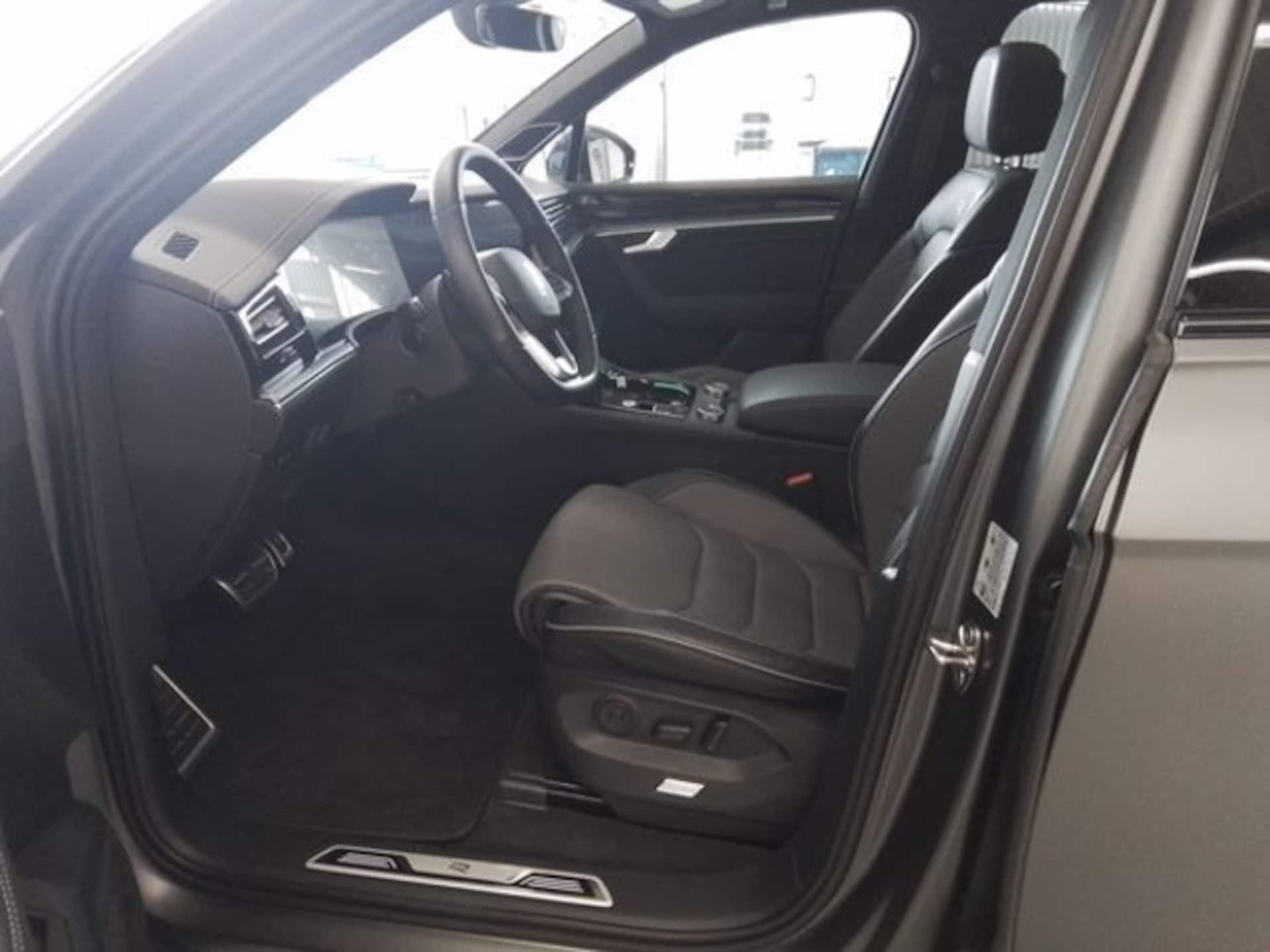 Volkswagen Touareg R-Line
