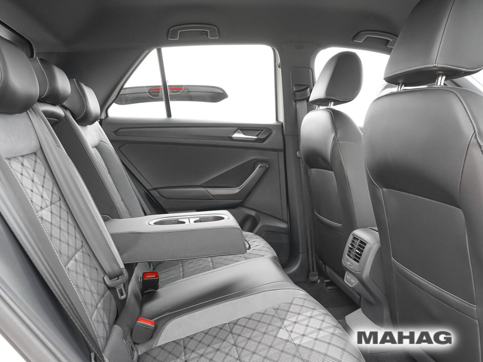 Volkswagen T-Roc – Bild 18
