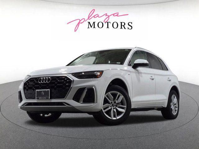 2023 Audi Q5 45 Premium's photo
