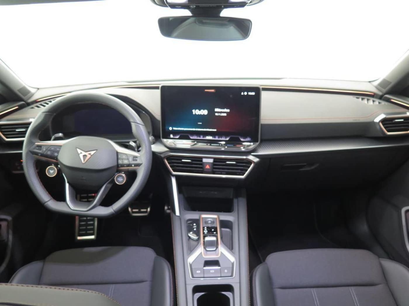 CUPRA Leon León 1.5 TSI e-Hybrid DSG 150 kW (204 CV) — photo 4