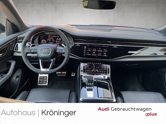 Audi RSQ8