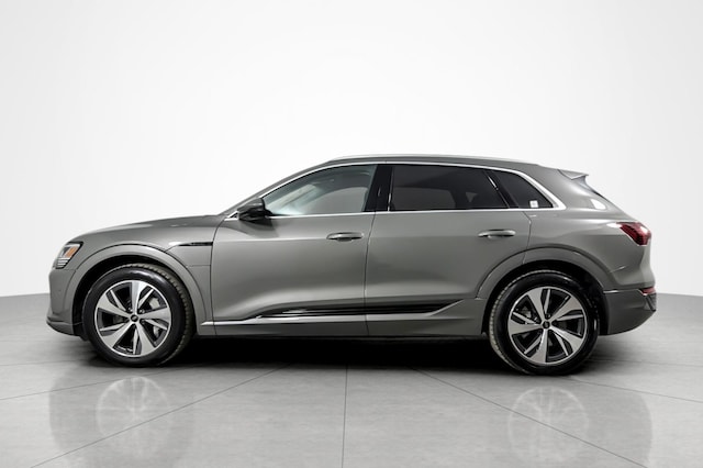 2024 Audi Q8 e-tron