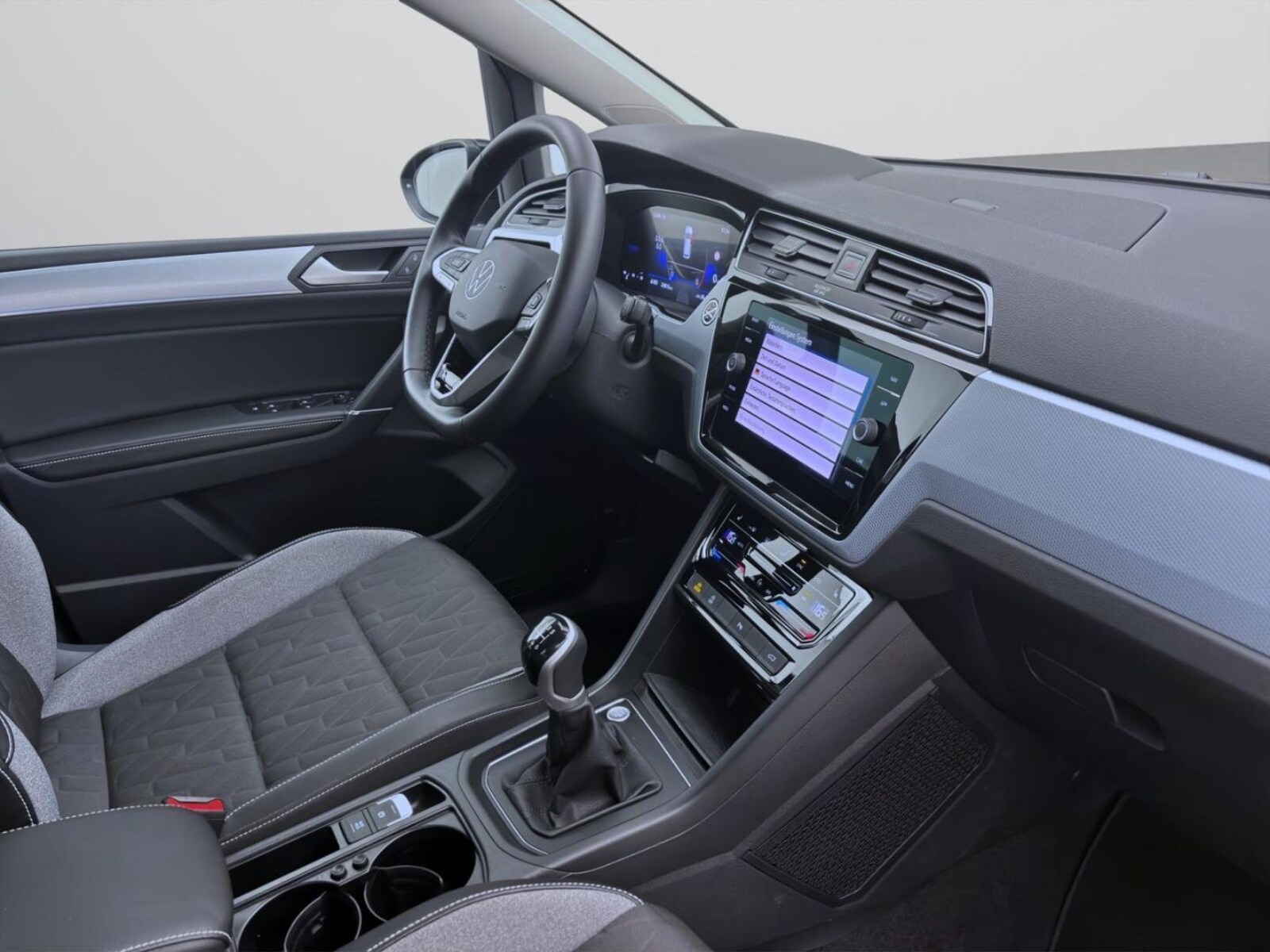 Volkswagen Touran – Bild 18
