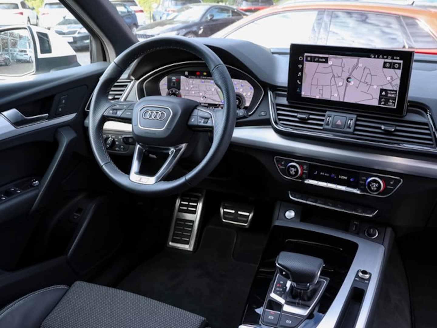 Bild über Audi Q5 Sportback 40 TDI quattro S tronic - für weitere Informationen kontaktieren Sie den Audi Partner