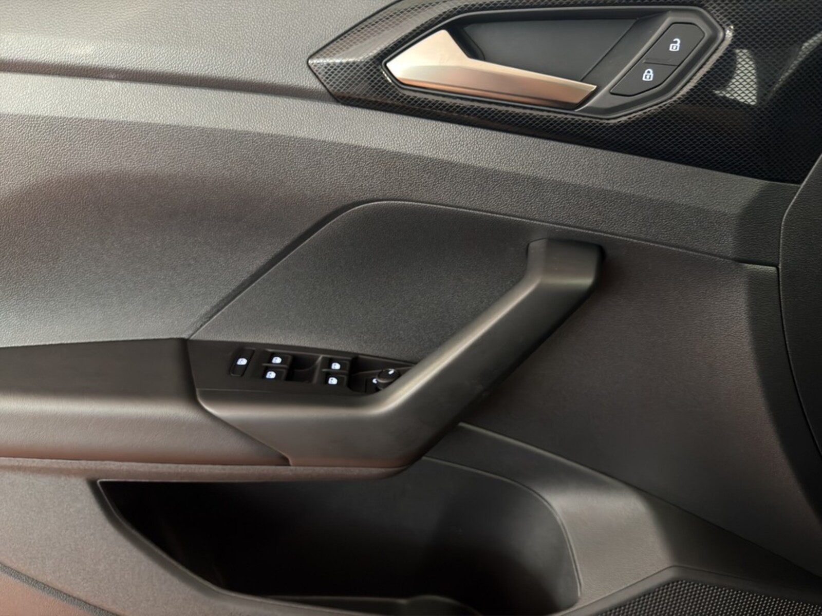 Volkswagen T-Cross – Bild 10