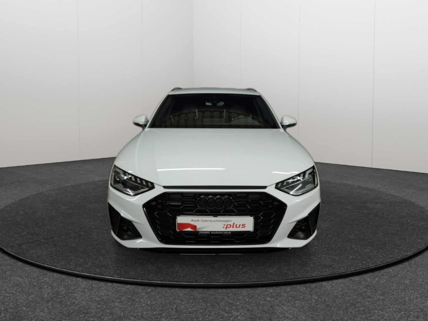 Bild über Audi A4 Avant S line 40 TFSI quattro S tronic - für weitere Informationen kontaktieren Sie den Audi Partner
