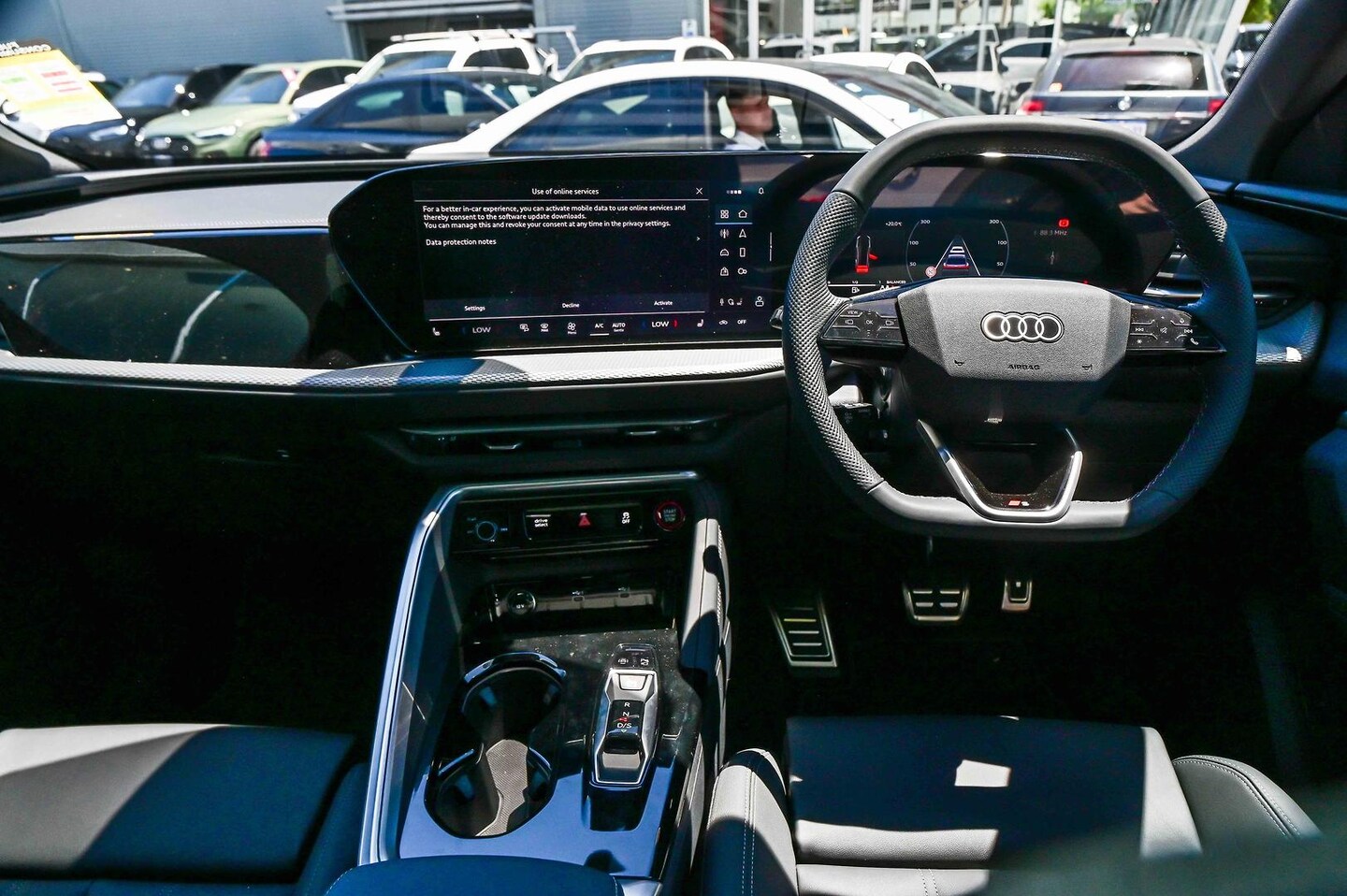 Image about Audi SQ5 SUV TFSI 270 kW edition one
