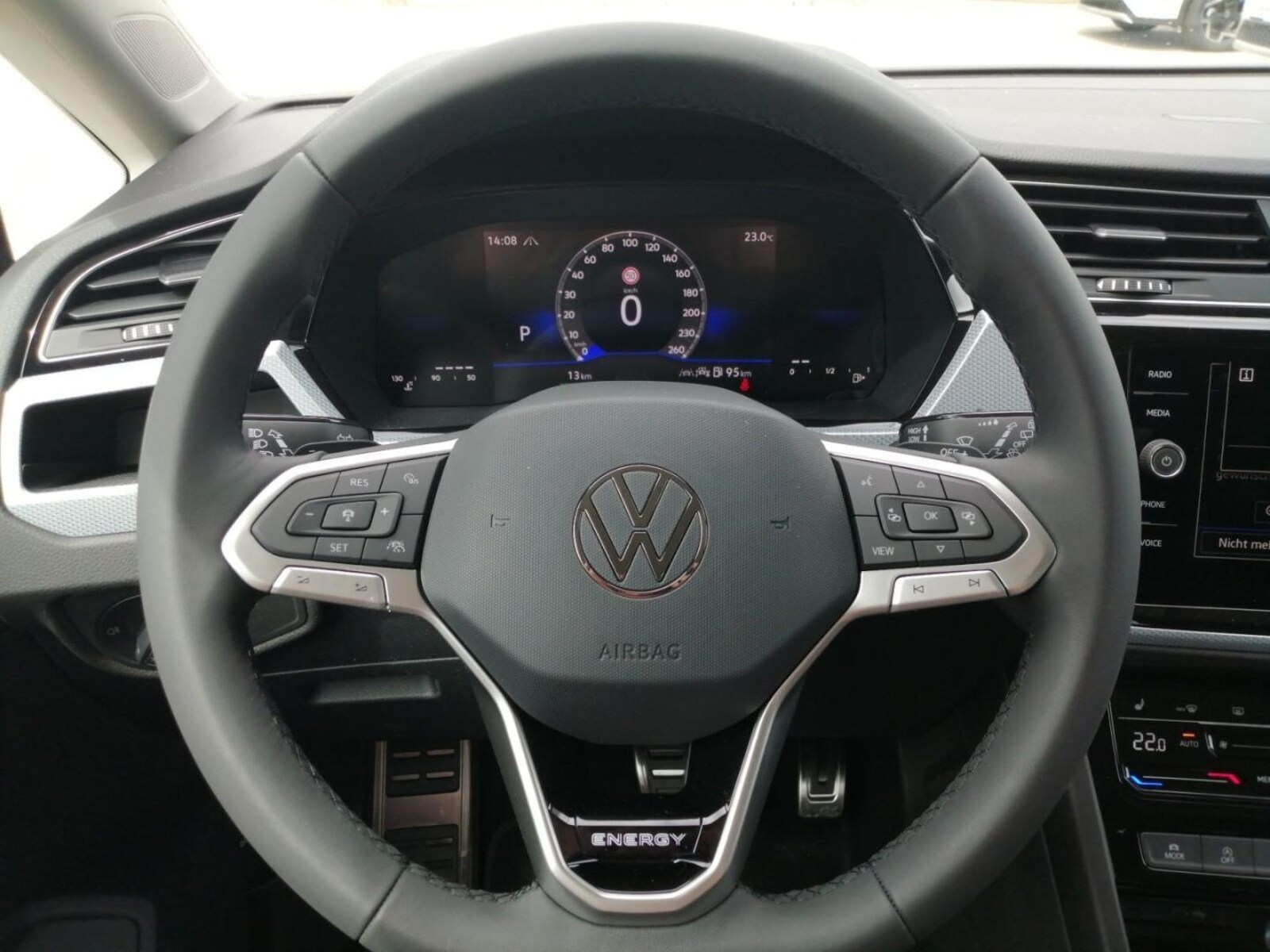 Volkswagen Touran – Bild 11