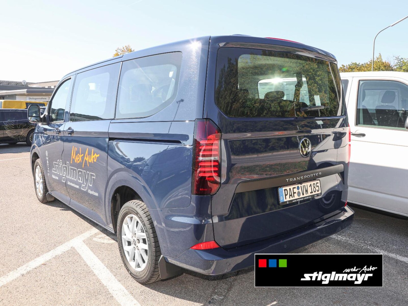 Volkswagen Transporter Kombi kurzer Radstand – Bild 2