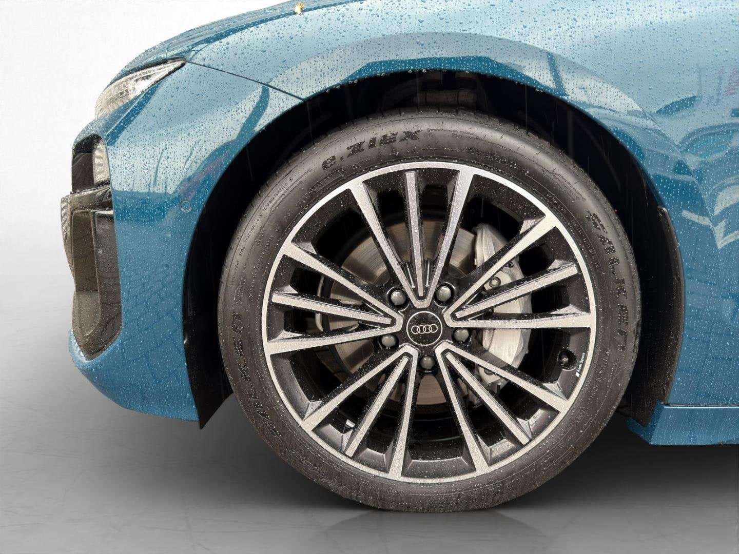 Bild über Audi A6 Avant e-tron S line business e-tron quattro 315 kW - für weitere Informationen kontaktieren Sie den Audi Partner