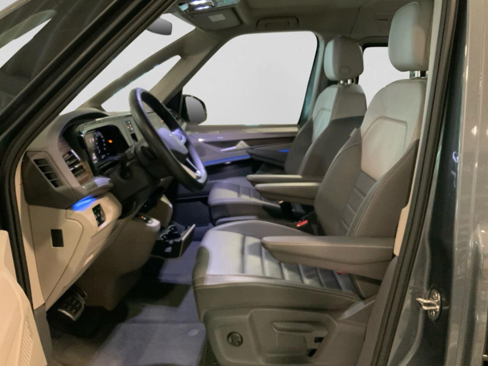Volkswagen Multivan Langversion – Bild 13