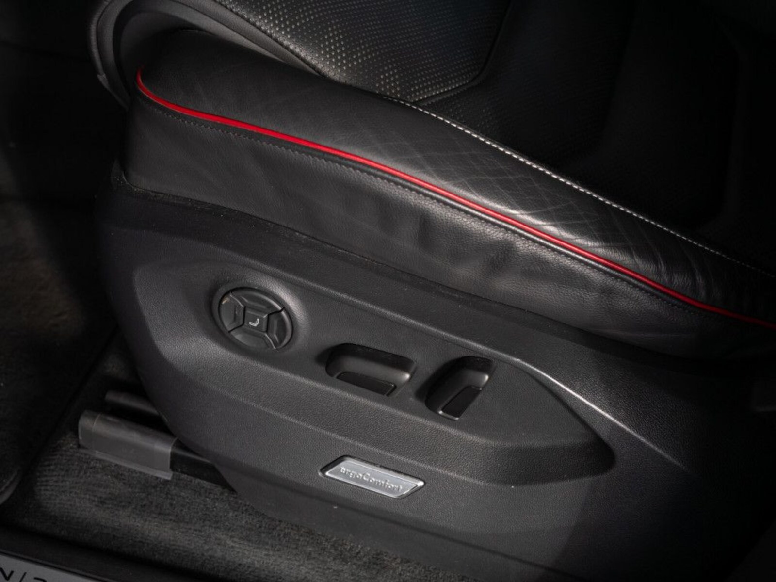 Volkswagen Touareg – Bild 19