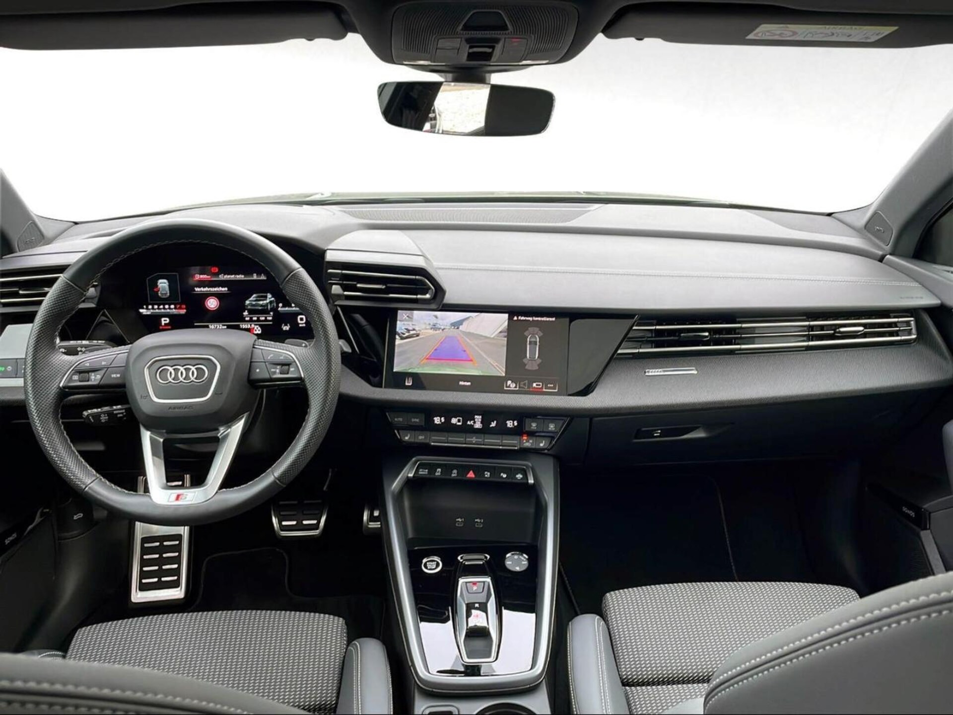 Audi A3 Sportback S line