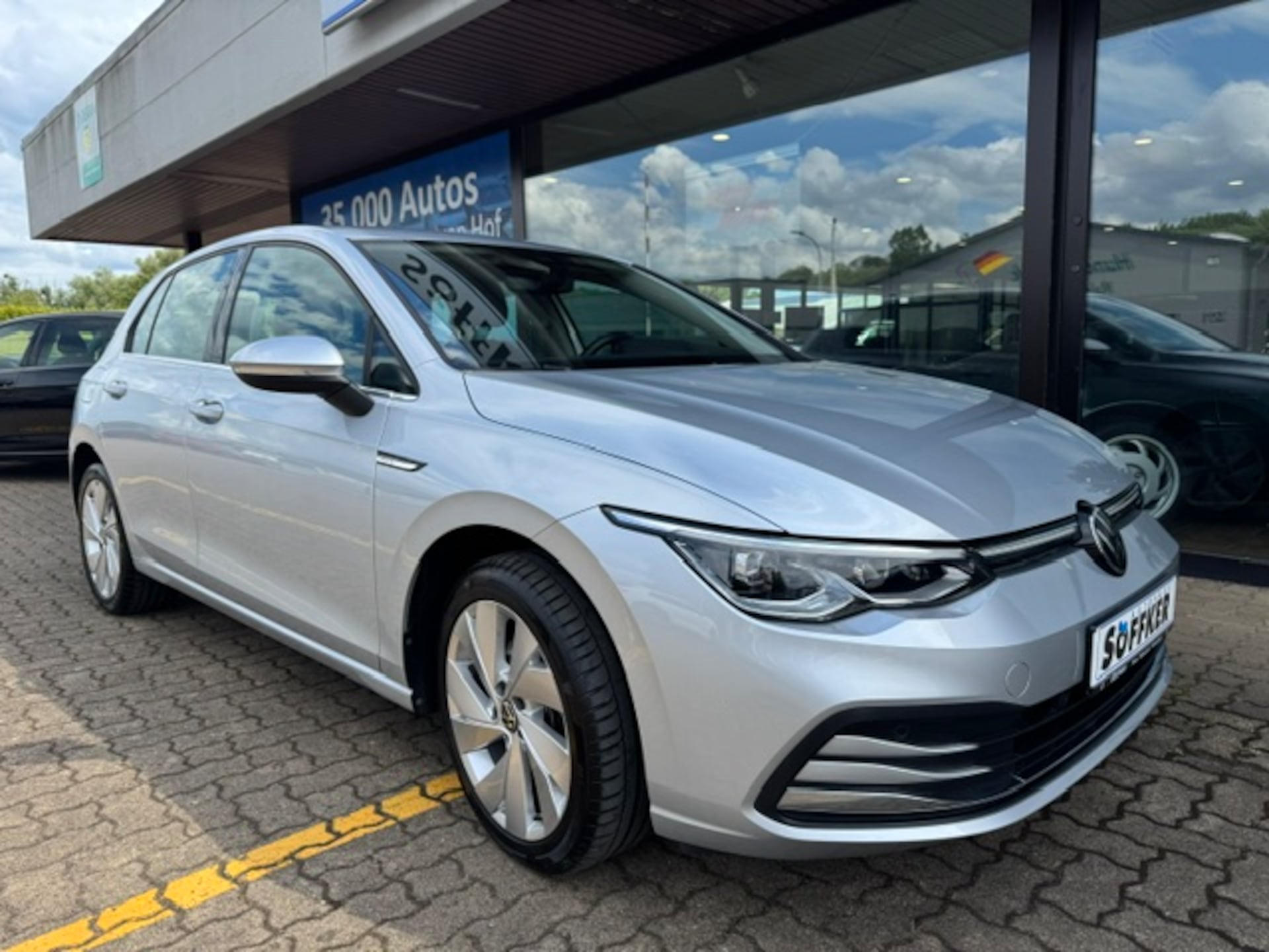 Volkswagen Golf Style