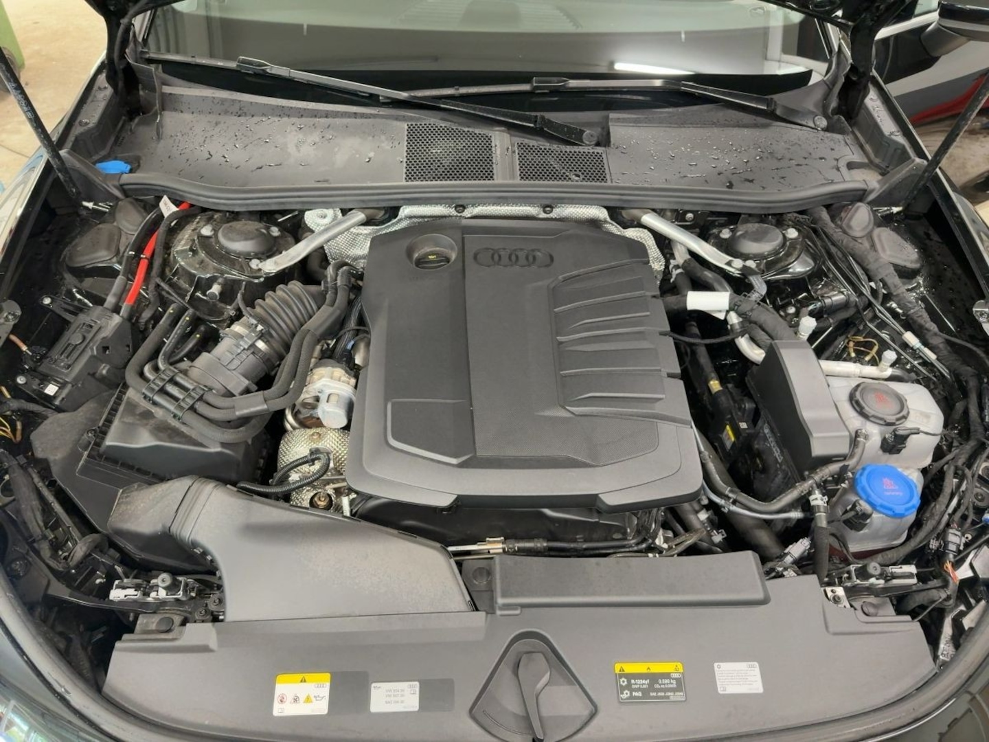 Bild über Audi A6 Avant TDI quattro 150 kW S tronic - für weitere Informationen kontaktieren Sie den Audi Partner