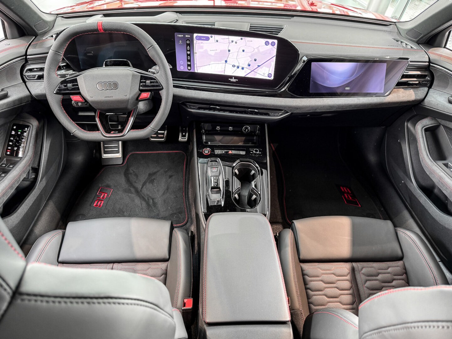 Bild über Audi RS 5 Limousine TFSI quattro 470 kW tiptronic - für weitere Informationen kontaktieren Sie den Audi Partner