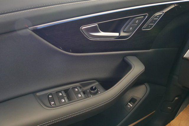 2026 Audi Q8 Prestige - Photo 34