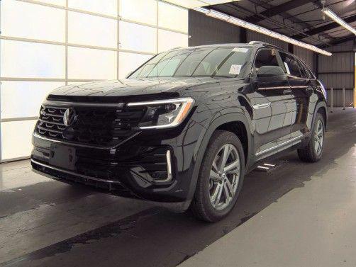 2024 Volkswagen Atlas Cross Sport 2.0T SEL R-Line 4MOTION's photo