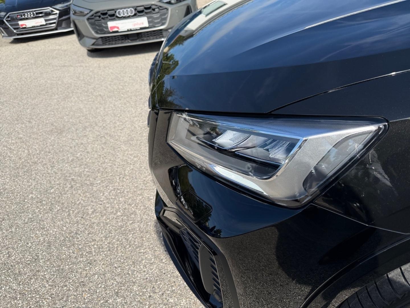 Bild über Audi Q2 S line 40 TFSI quattro S tronic - für weitere Informationen kontaktieren Sie den Audi Partner