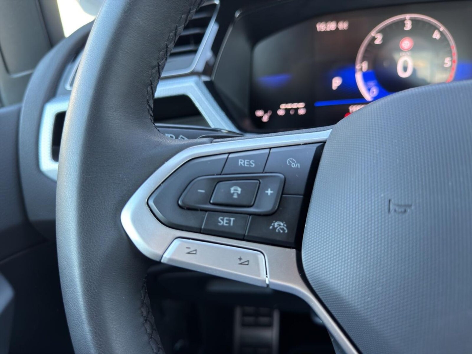 Volkswagen Touran – Bild 17