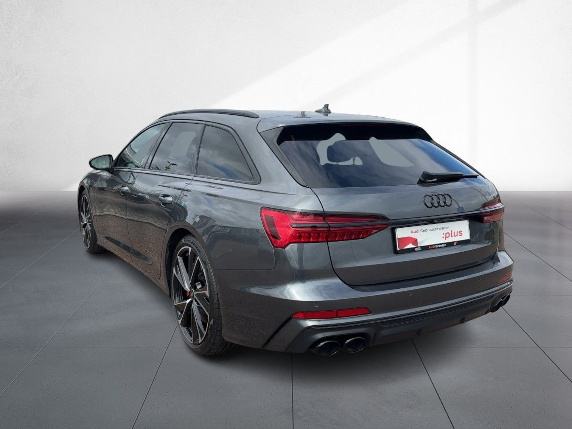Audi S6 Avant